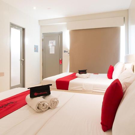 Reddoorz @ General Segundo Avenue Laoag Hotel Ngoại thất bức ảnh