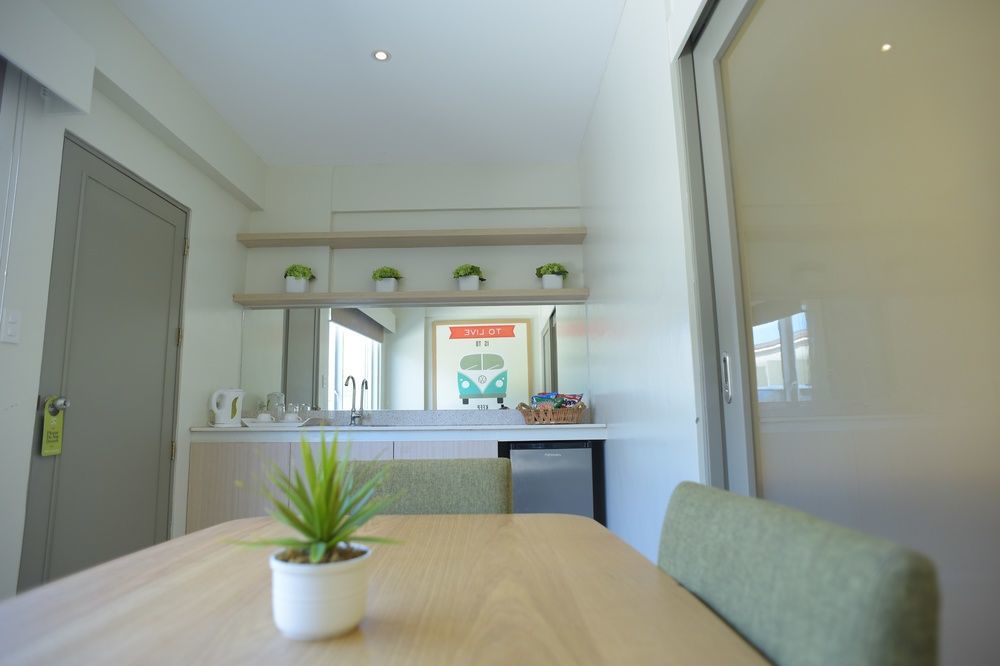 Reddoorz @ General Segundo Avenue Laoag Hotel Ngoại thất bức ảnh