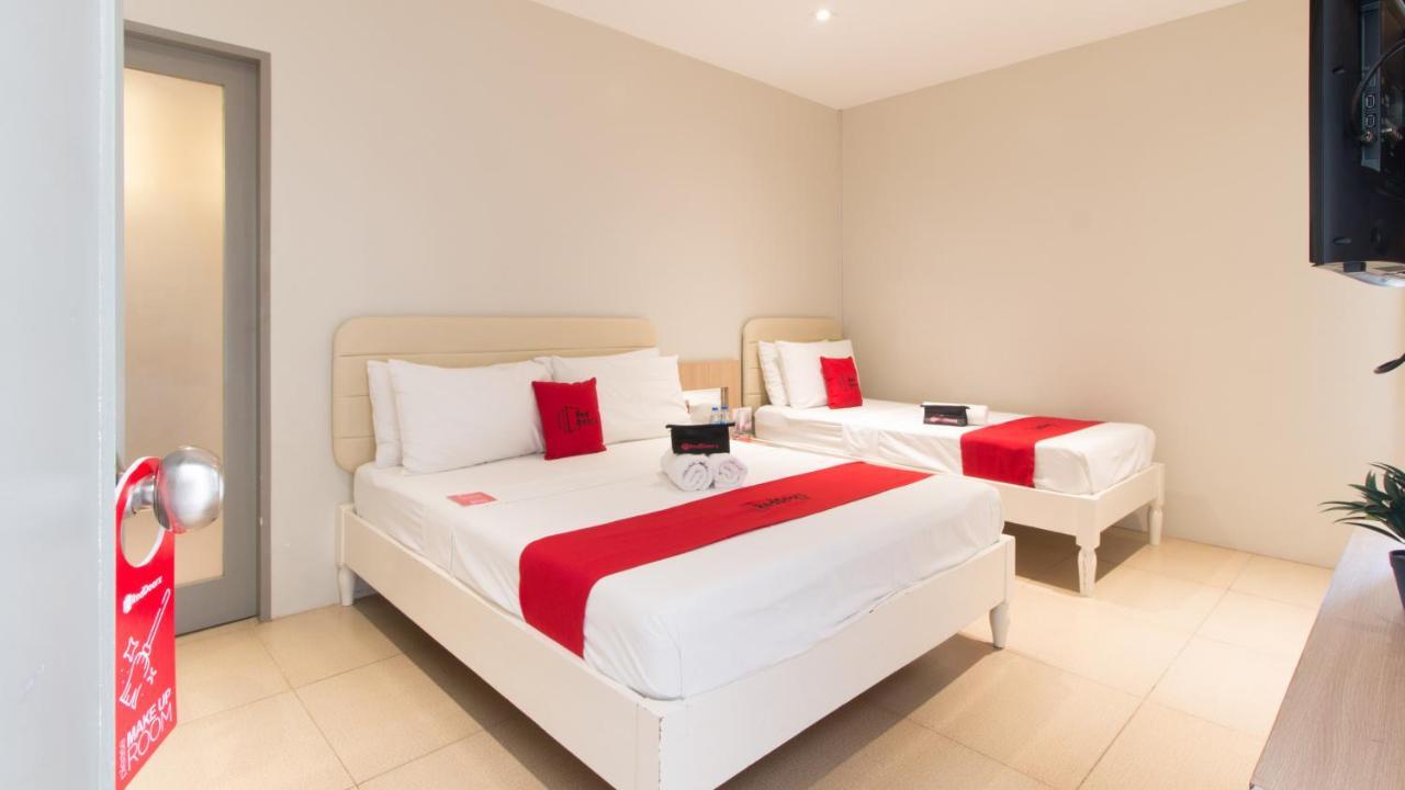 Reddoorz @ General Segundo Avenue Laoag Hotel Ngoại thất bức ảnh