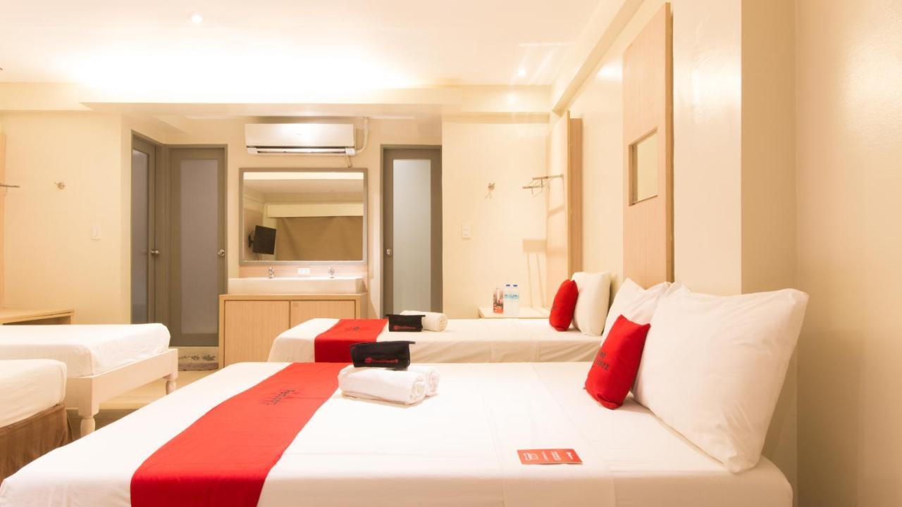 Reddoorz @ General Segundo Avenue Laoag Hotel Ngoại thất bức ảnh