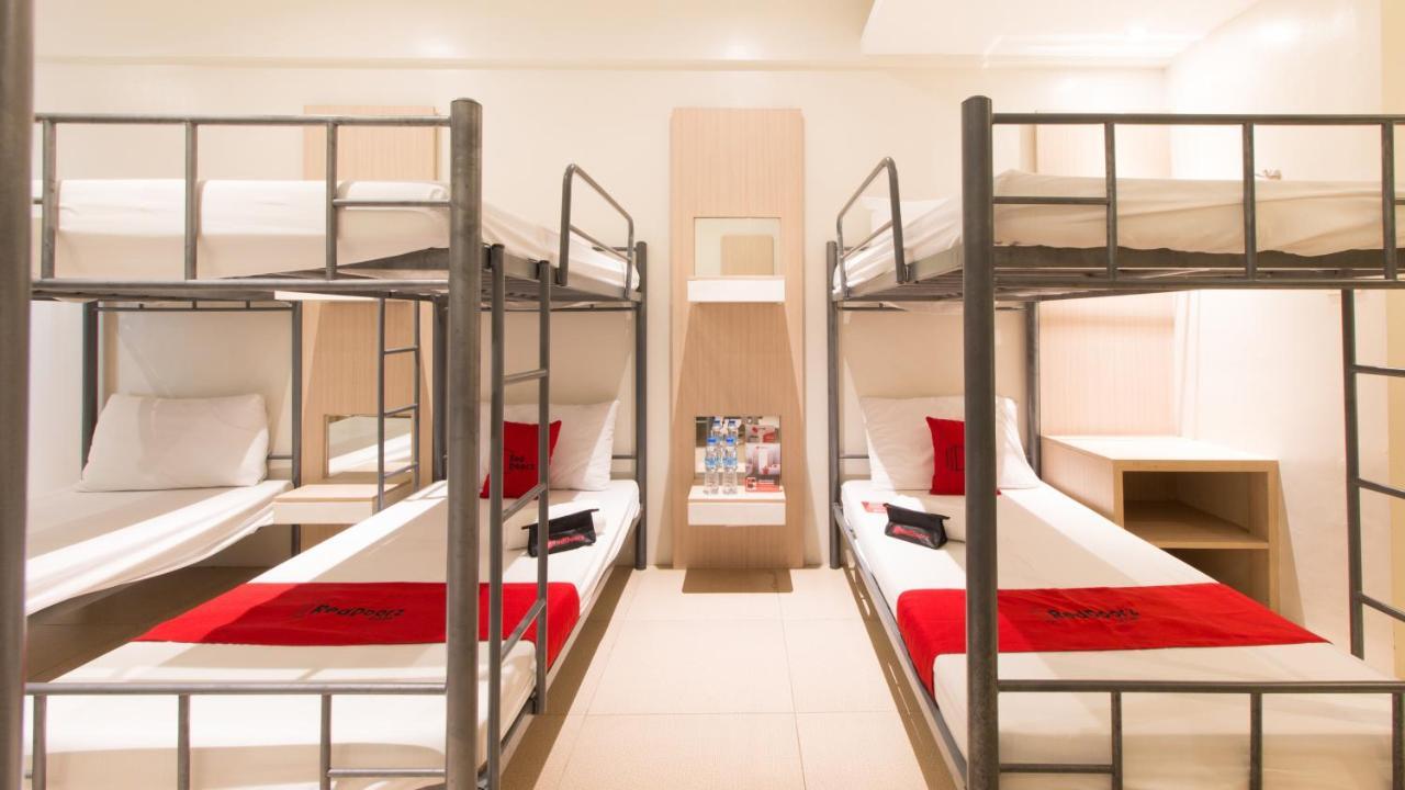 Reddoorz @ General Segundo Avenue Laoag Hotel Ngoại thất bức ảnh