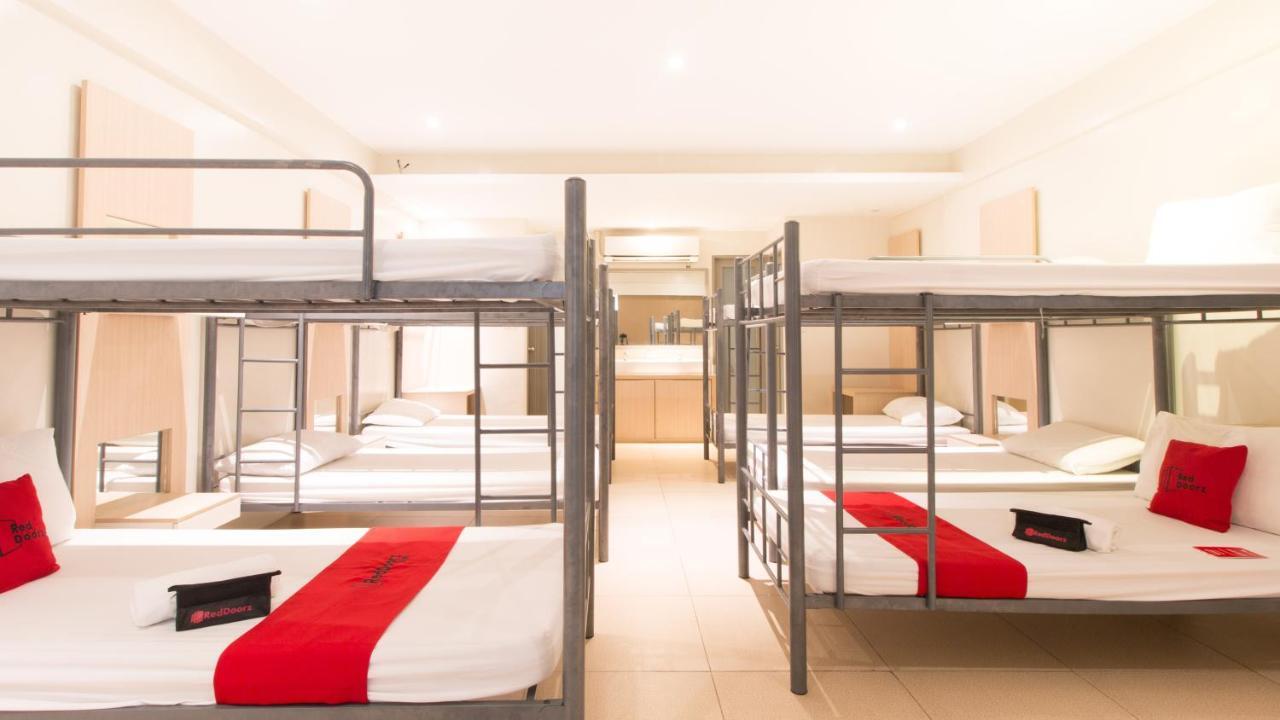 Reddoorz @ General Segundo Avenue Laoag Hotel Ngoại thất bức ảnh