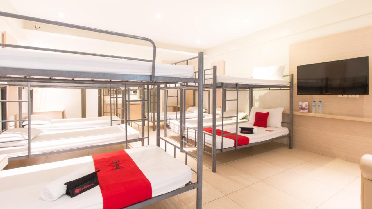 Reddoorz @ General Segundo Avenue Laoag Hotel Ngoại thất bức ảnh