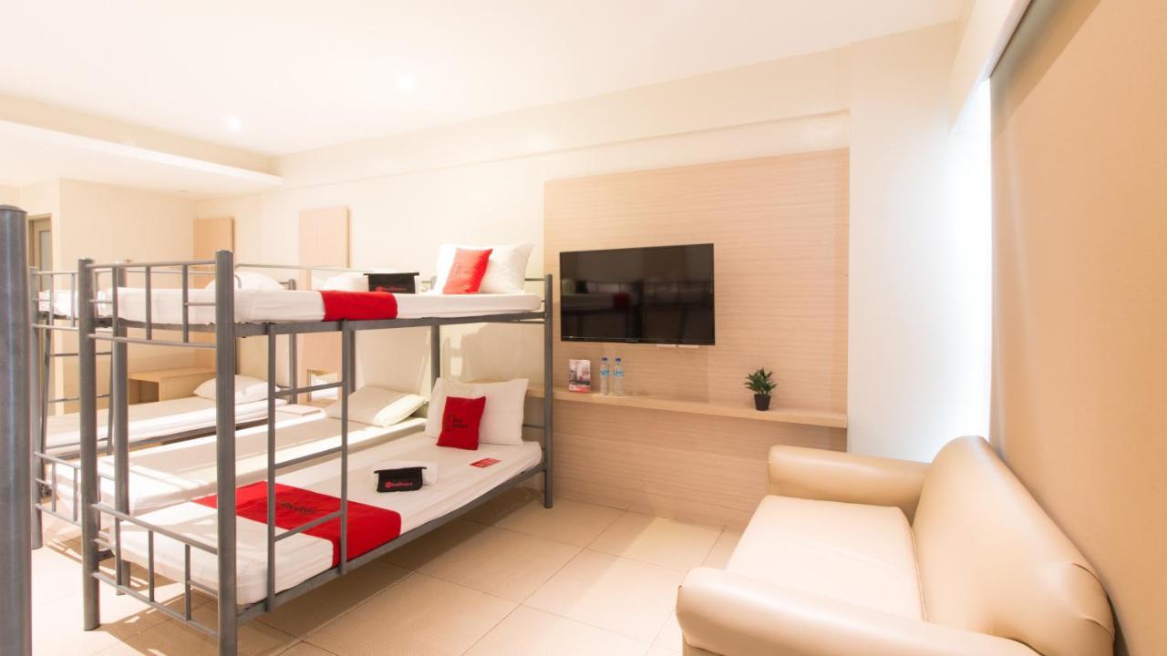Reddoorz @ General Segundo Avenue Laoag Hotel Ngoại thất bức ảnh